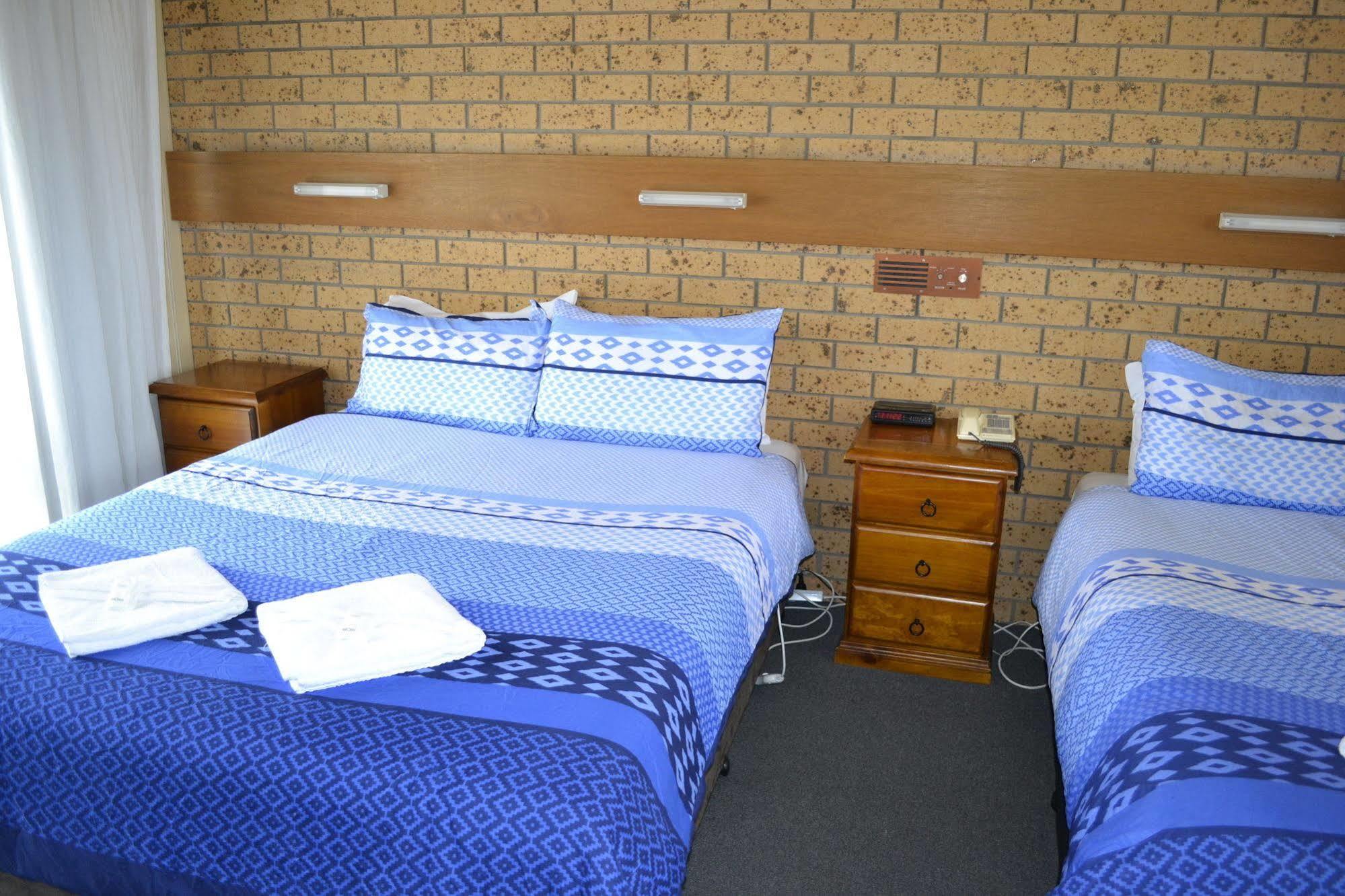 Colac Mid City Motor Inn Exteriör bild